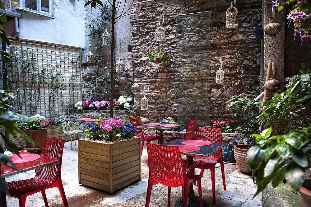 Nuru Ziya Suites Istanbul Hotel